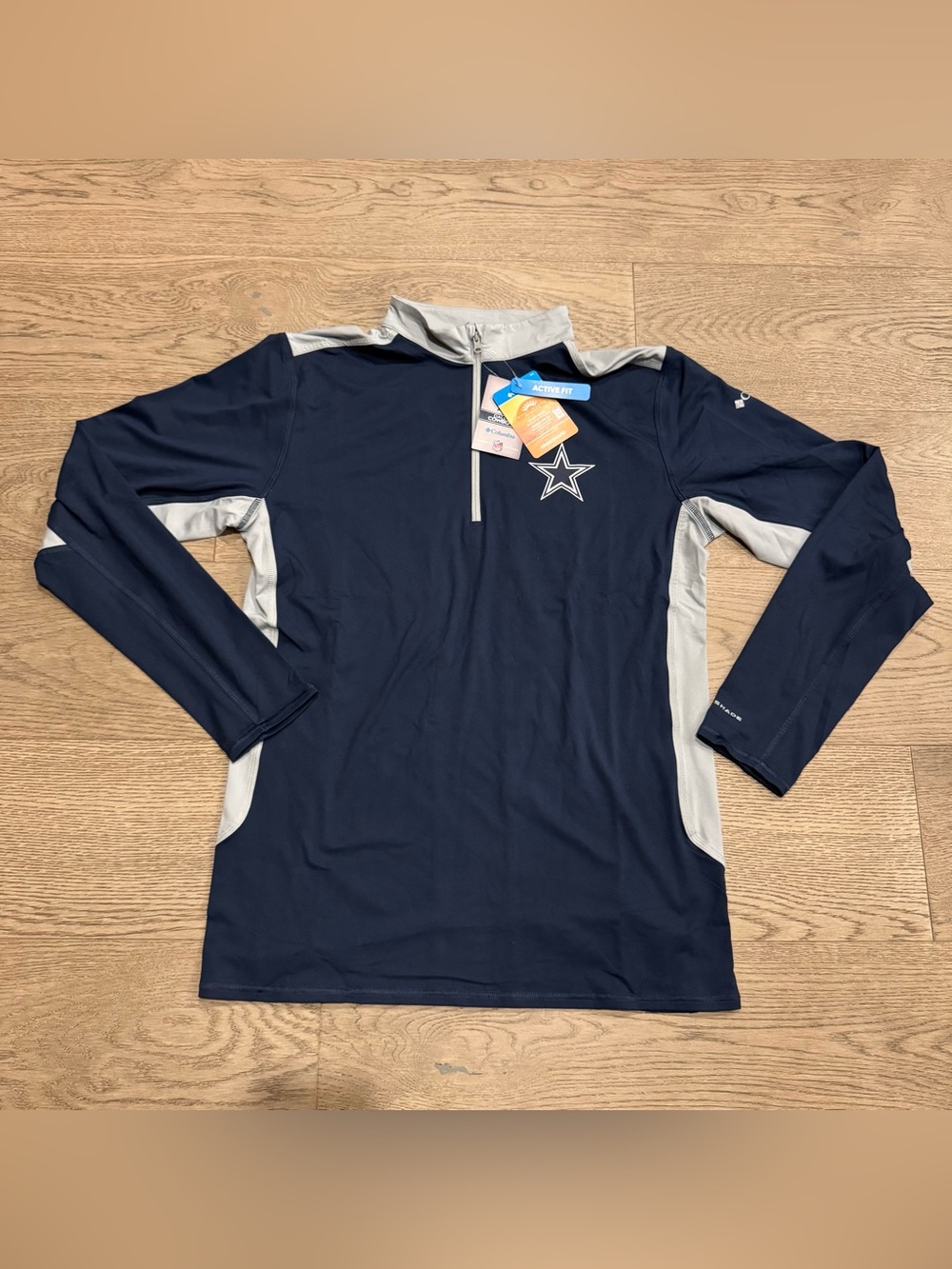 Columbia NFL Dallas Cowboys Omni Shade Active Fit Long Sleeve Pullover Zip